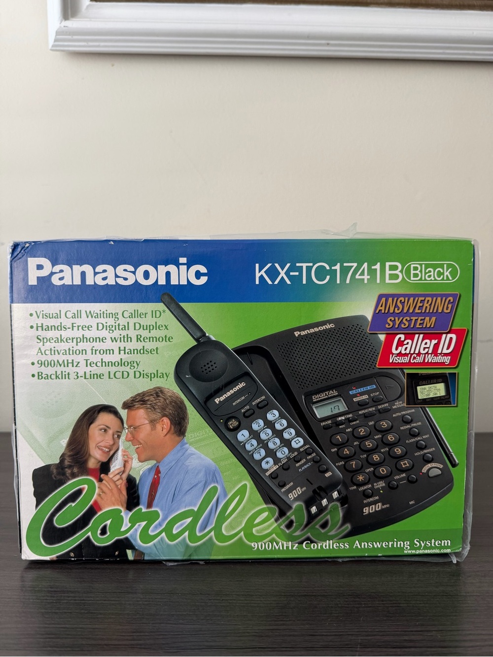 NEW SEALED Panasonic KX-TC1741B 900MHz Cordless Phone Answering System Caller ID